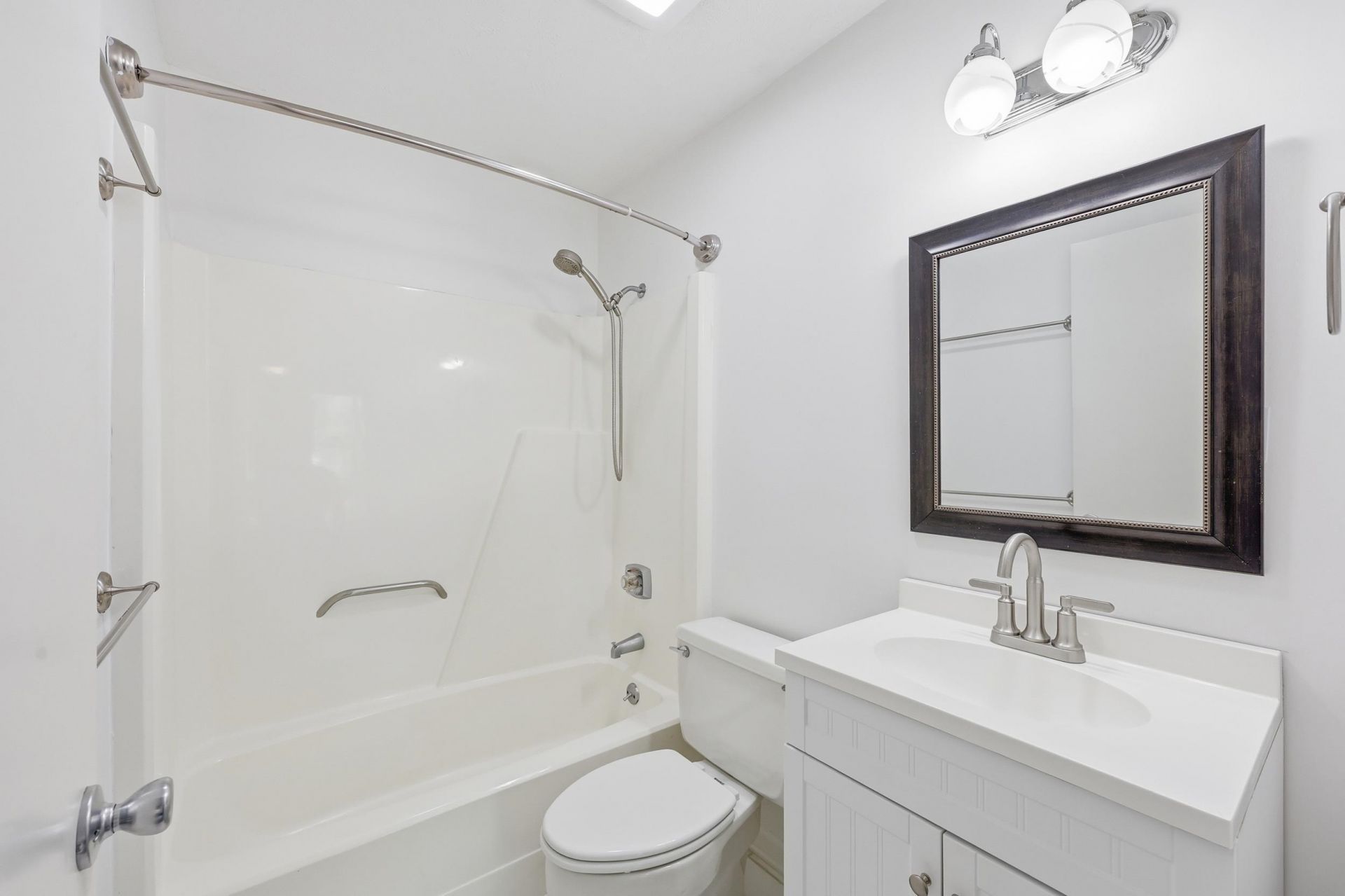 310 N 75th Ave N  Photo 17