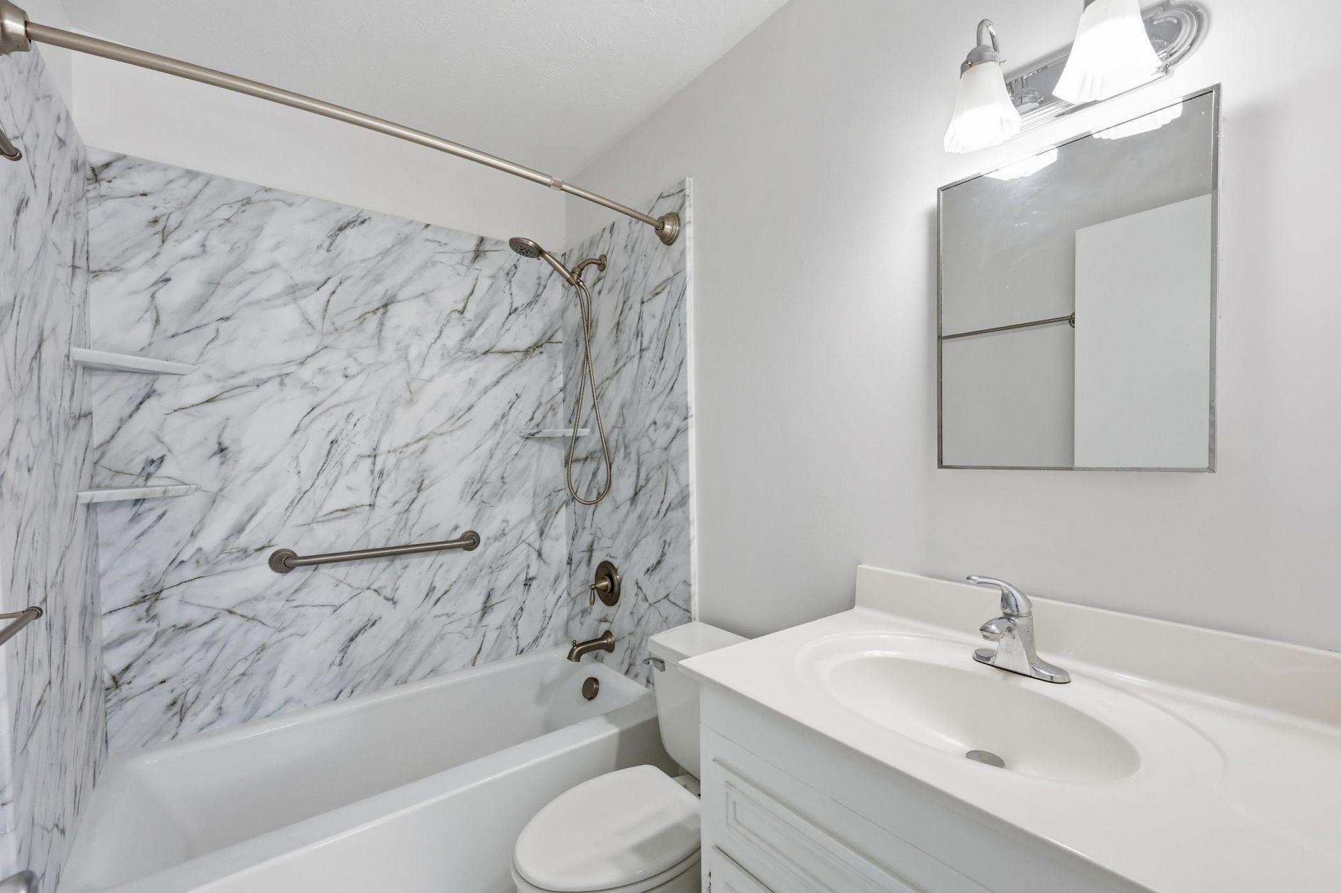 310 N 75th Ave N  Photo 20