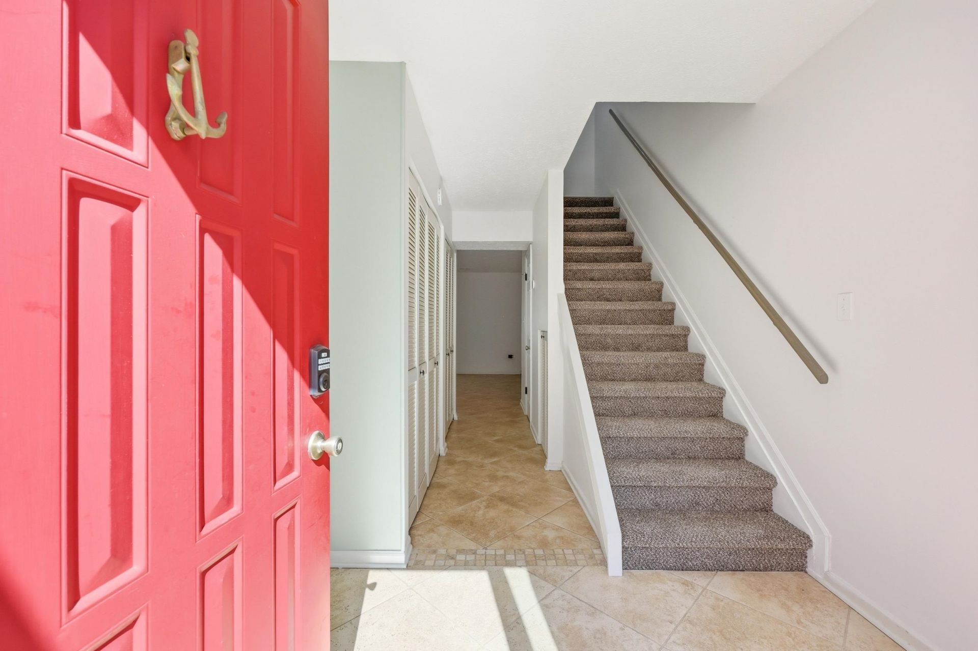 310 N 75th Ave N  Photo 7