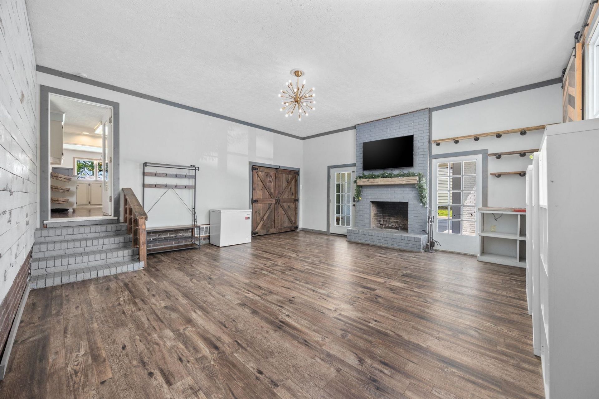 118 Clemson Rd. Photo 18