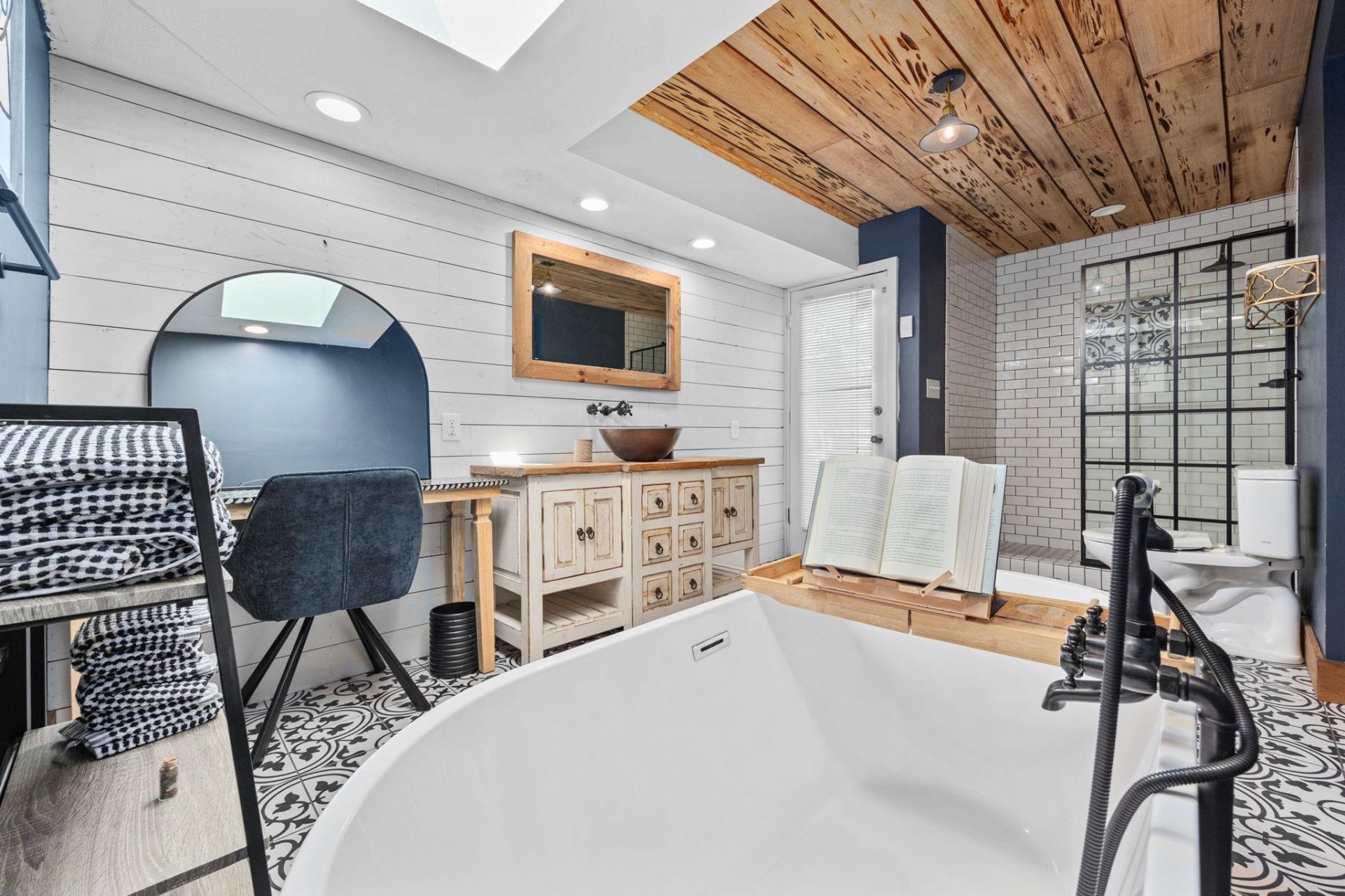 118 Clemson Rd. Photo 22