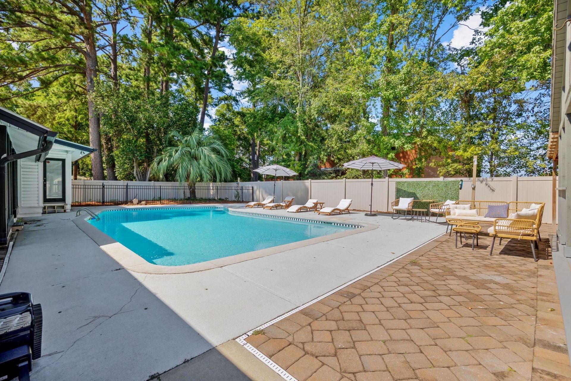 118 Clemson Rd. Photo 32