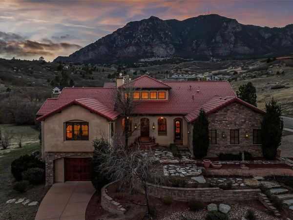 5410 Marshglen Court , Colorado Springs, CO 80906