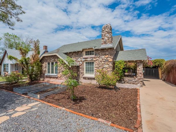 1922 W HOLLY Street, Phoenix, AZ 85009