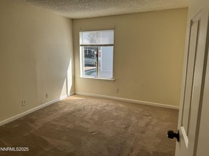 4600 Neil Road, Unit APT 33, Reno, NV 89502 Photo