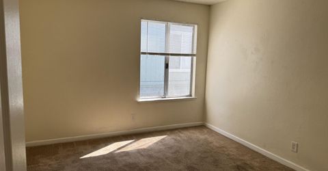 4600 Neil Road, Unit APT 33, Reno, NV 89502 Photo