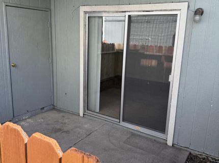 4600 Neil Road, Unit APT 33, Reno, NV 89502 Photo