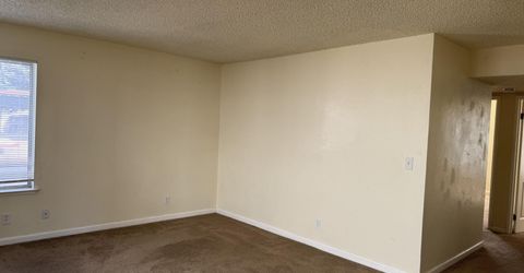 4600 Neil Road, Unit APT 33, Reno, NV 89502 Photo