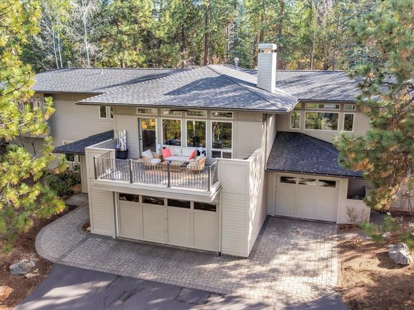 2589 NW Champion Circle, Bend, OR 97703