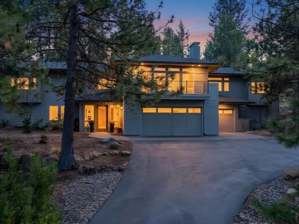 2589 NW Champion Circle, Bend, OR 97703