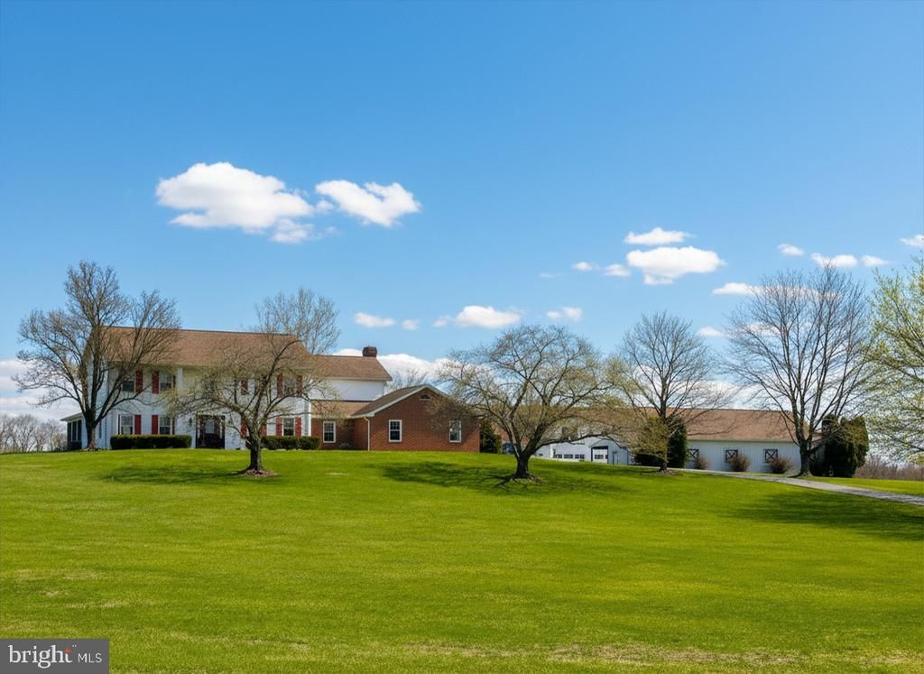 730 SEITZ DRIVE , LEWISBERRY, PA 17339