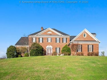 65 Majestic Pointe, Elkview, WV 25071