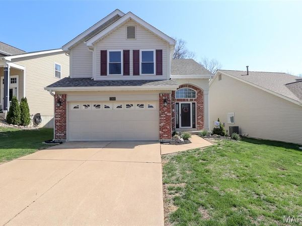 7202 Tournament Drive, St Louis, MO 63129