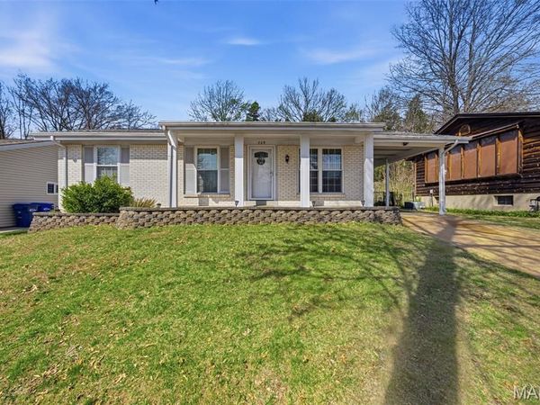 729 Vanderville Drive, Fenton, MO 63026