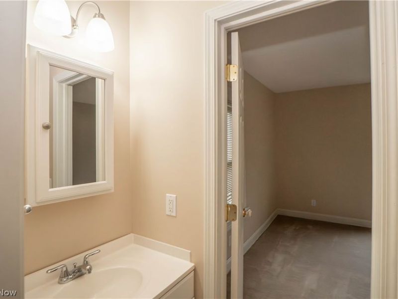 104 12th Street NW, Massillon, OH 44647 Photo 18