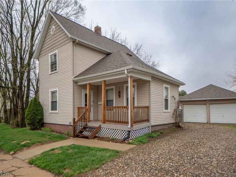 104 12th Street NW, Massillon, OH 44647 Photo 2