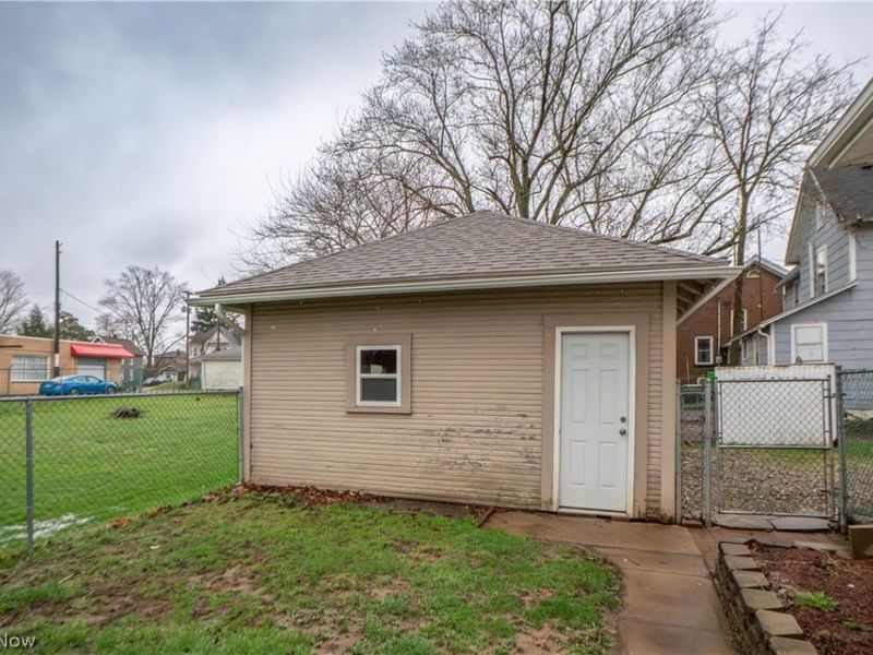 104 12th Street NW, Massillon, OH 44647 Photo 24