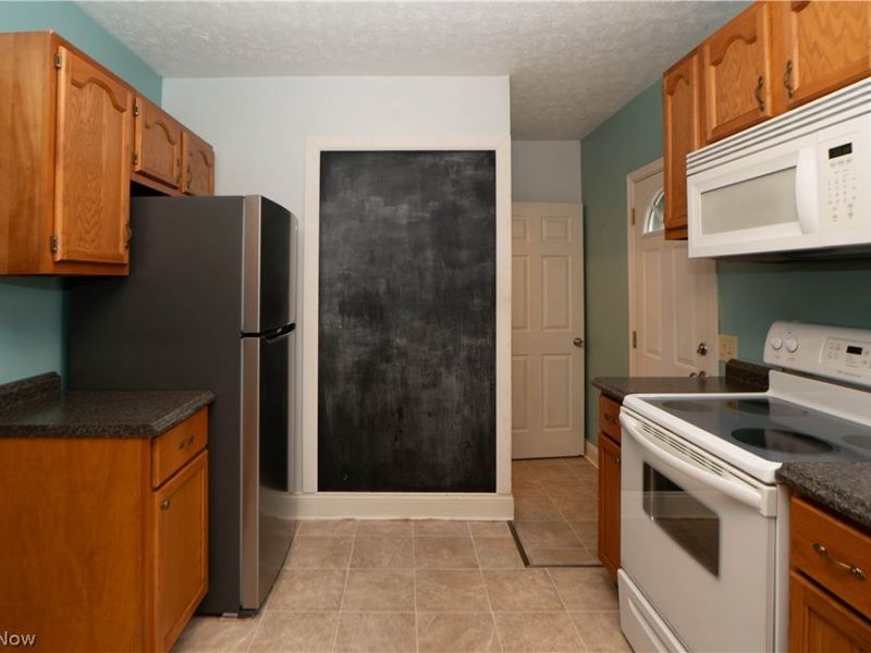 104 12th Street NW, Massillon, OH 44647 Photo 8