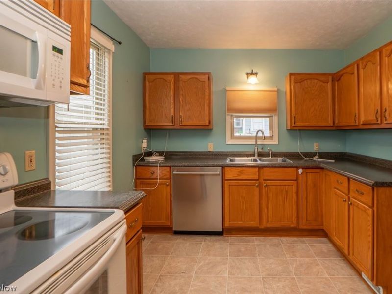 104 12th Street NW, Massillon, OH 44647 Photo 9