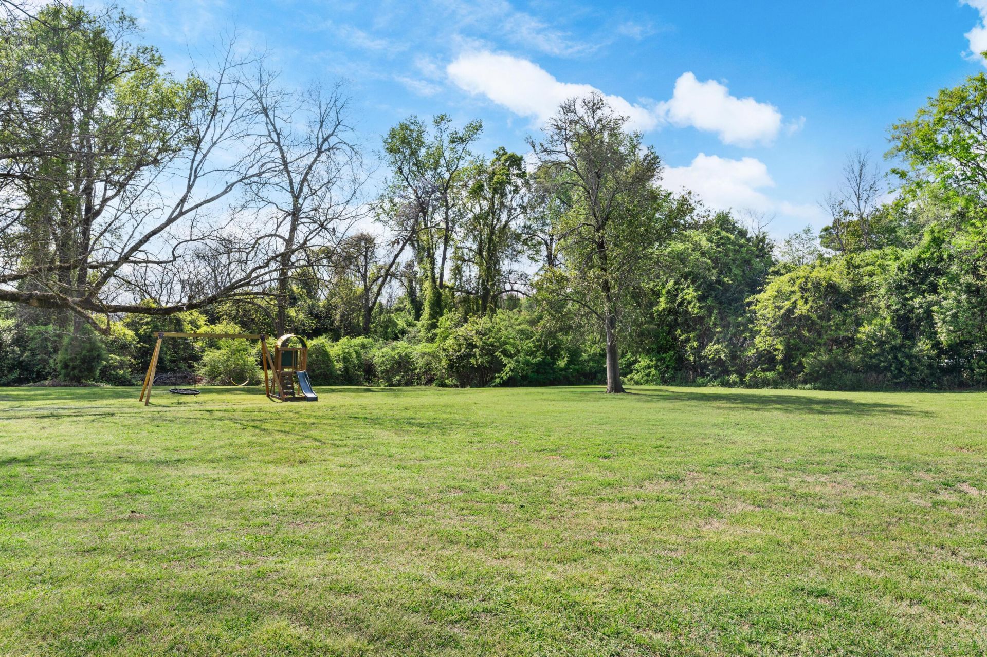 302 N 1st Street Photo 51