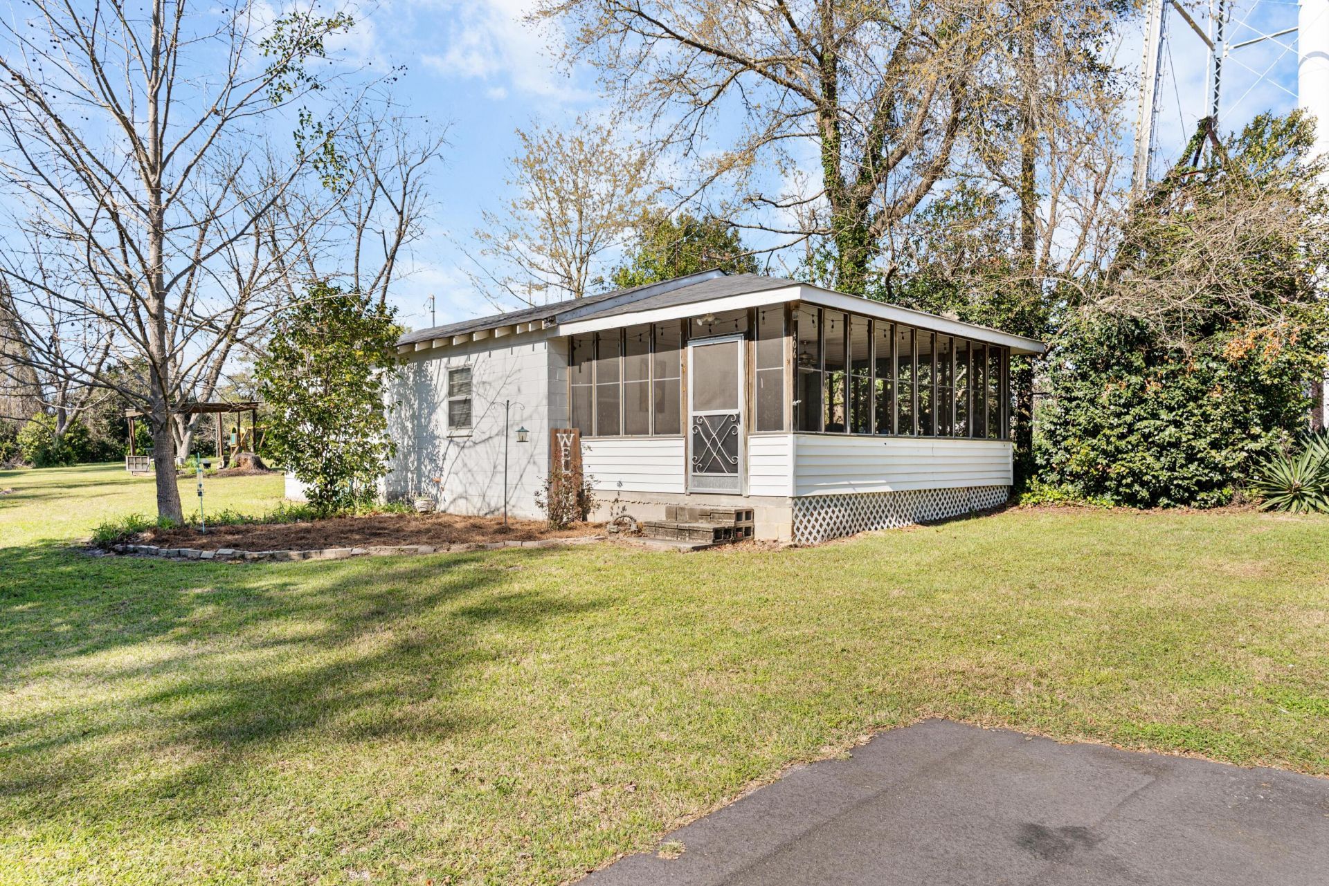 302 N 1st Street Photo 53