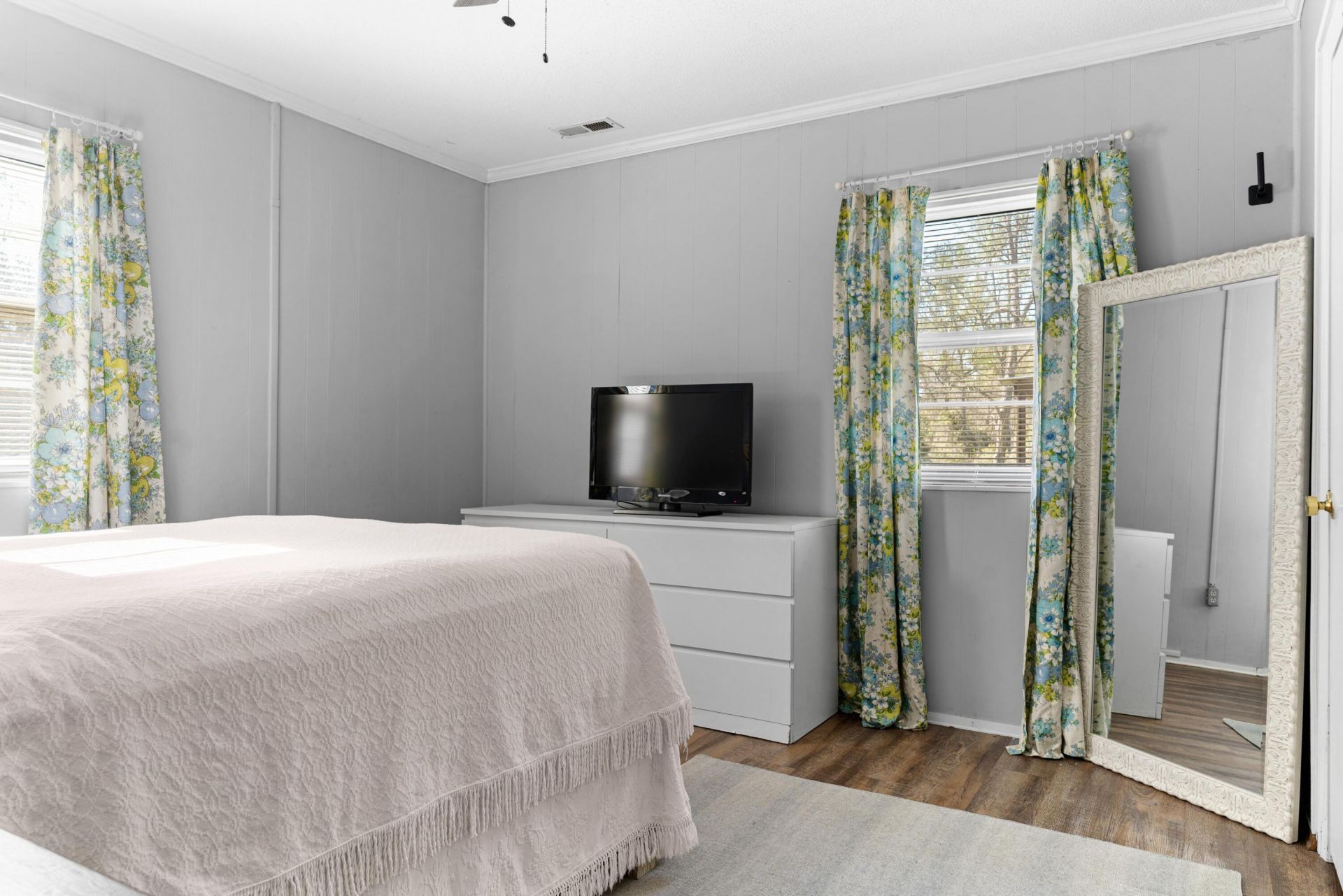 302 N 1st Street Photo 68