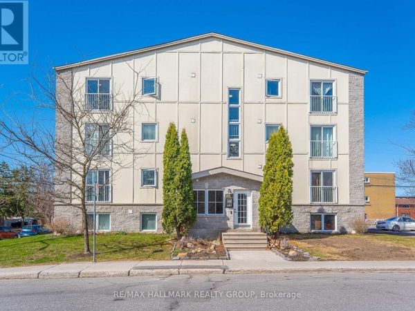 646 Cummings Avenue, Unit 401, Ottawa, ON K1K2K6