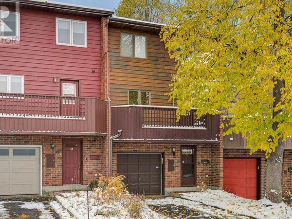 16 Oakley Avenue , Ottawa, ON K2B6M6
