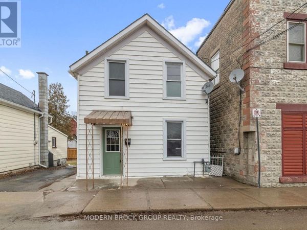 108 George Street , Brockville, ON K6V3V9