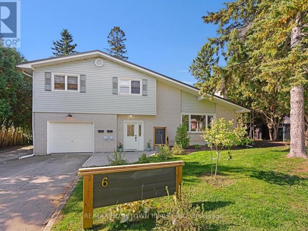 6 Maplewood Circle , Brockville, ON K6V1N4