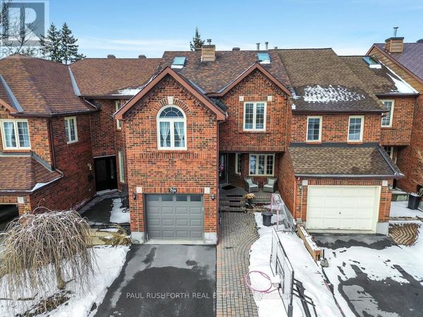 38 Windeyer Crescent , Ottawa, ON K2K2P7
