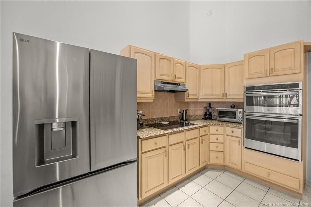 340 SE Saint Lucie Boulevard, Stuart, FL 34996 Photo