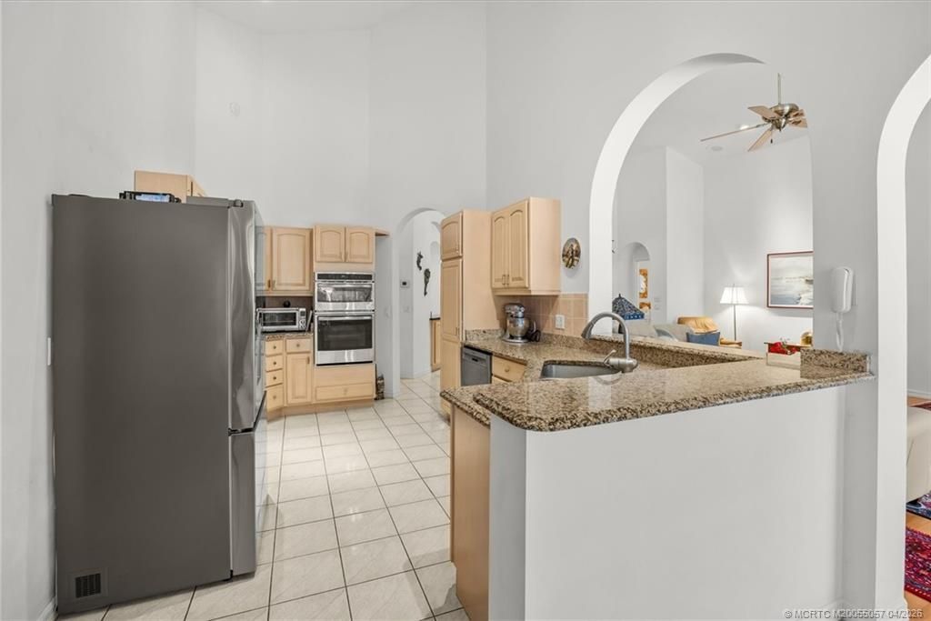 340 SE Saint Lucie Boulevard, Stuart, FL 34996 Photo