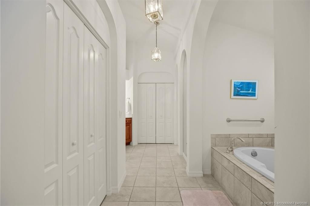 340 SE Saint Lucie Boulevard, Stuart, FL 34996 Photo