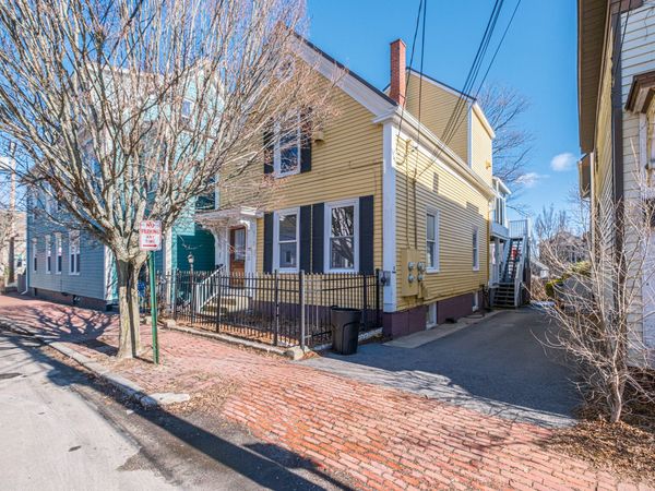 25 Howard Street, Portland, ME 04101