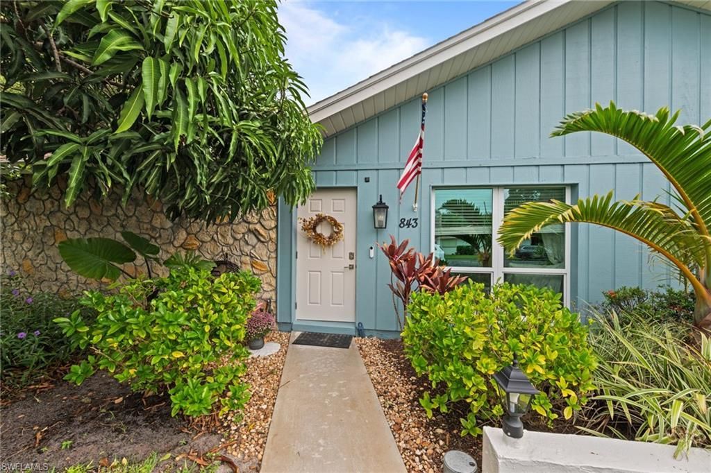 843 Palm View Dr, Unit 25, Naples, FL 34110 Photo