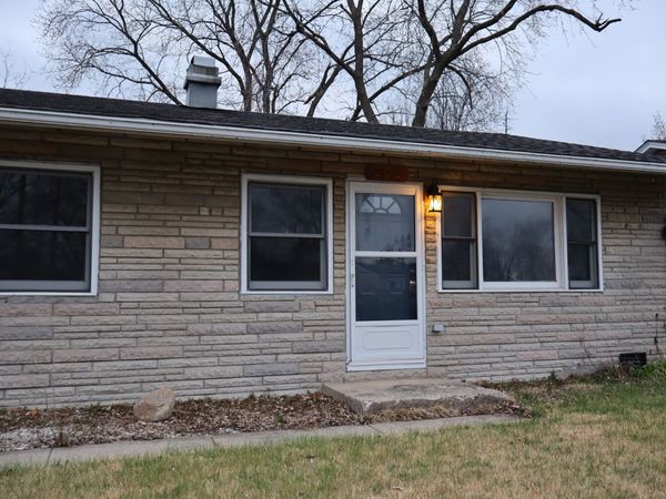 202 E STREAMWOOD Boulevard , Streamwood, IL 60107