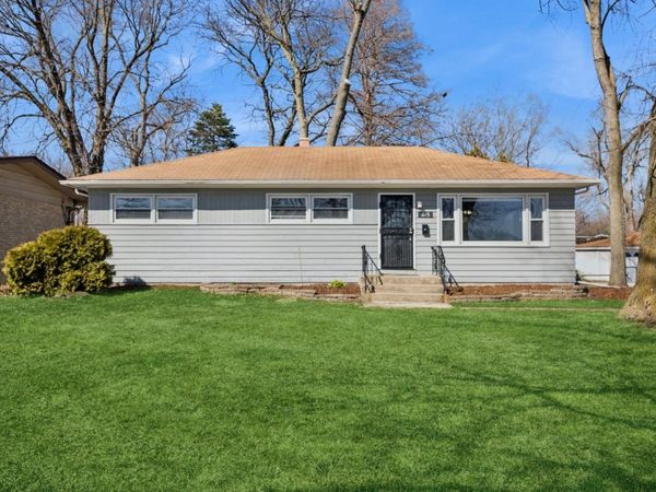 815 W 187th Street, Glenwood, IL 60425