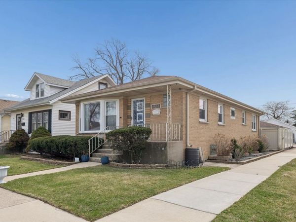 8657 W Lyndale Avenue , River Grove, IL 60171