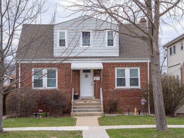 5650 S Newland Avenue, Chicago, IL 60638