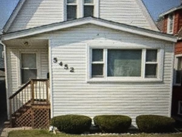 5452 W Warwick Avenue , Chicago, IL 60641