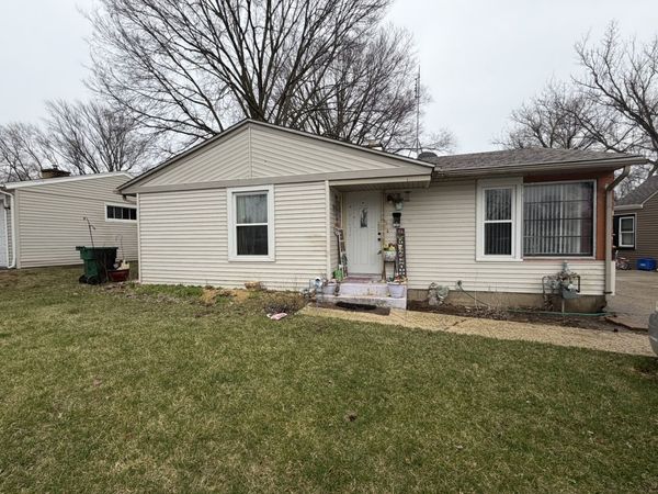 1916 Loomis Street , Rockford, IL 61102