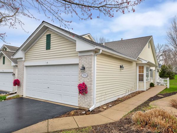 350 Normandie Drive, Sugar Grove, IL 60554