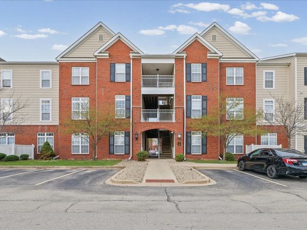 1901 N Lincoln Avenue , Unit 105, Urbana, IL 61801