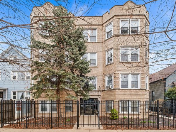 2837 N Sawyer Avenue , Unit 3R, Chicago, IL 60618