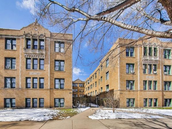 142 Clyde Avenue , Unit 3W, Evanston, IL 60202