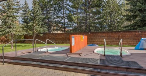 489 Tahoe Keys Boulevard, South Lake Tahoe, CA 96150 Photo