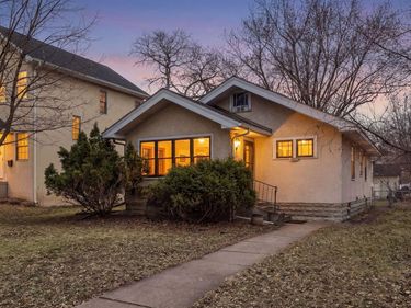 4932 32nd Avenue S, Minneapolis, MN 55417