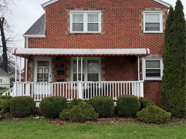 654 E 240 Street, Euclid, OH 44123