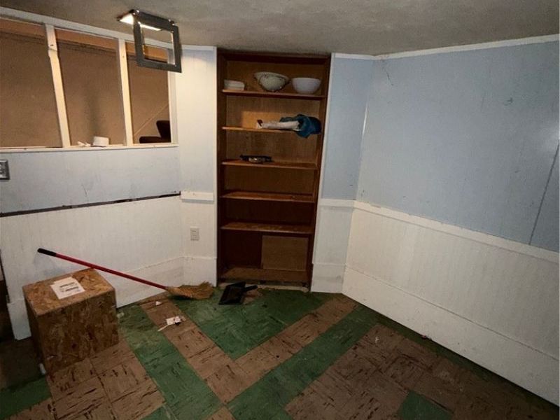 654 E 240 Street , Euclid, OH 44123 Photo 28